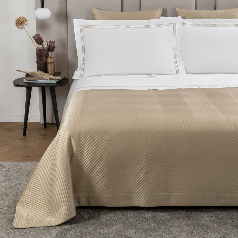 slide 1 Luxury Herringbone Copriletto